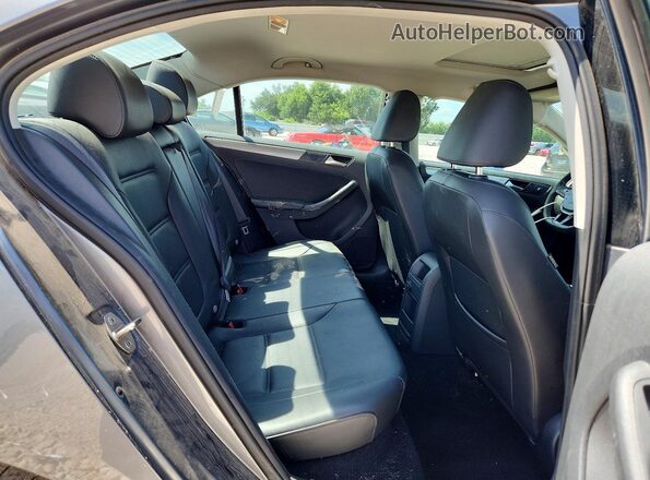 3VWDB7AJ6JM223053 2018 VOLKSWAGEN JETTA Серый Вид задних сидений
