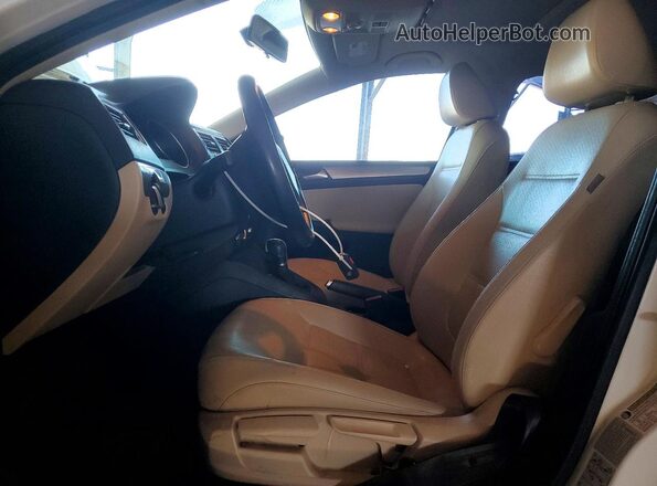 3VWDB7AJ7HM281344 2017 VOLKSWAGEN JETTA White Widok wnętrza z przodu