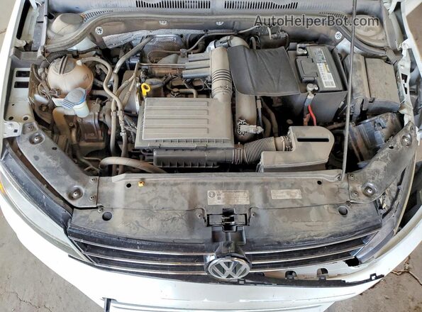 3VWDB7AJ7HM281344 2017 VOLKSWAGEN JETTA White Widok wnętrza z tyłu