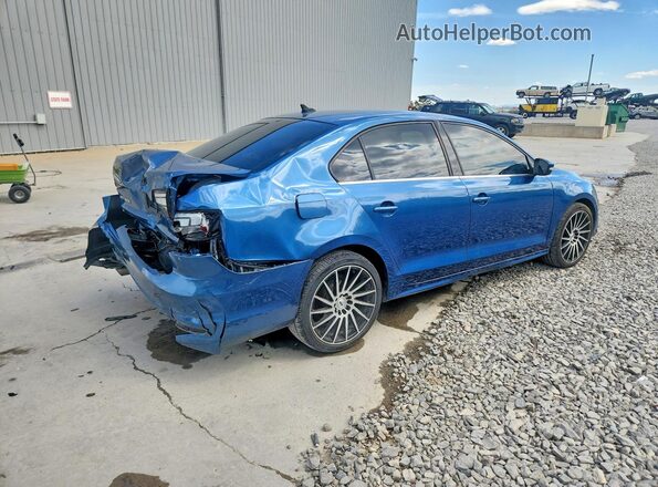 3VWDB7AJ7HM326783 2017 VOLKSWAGEN JETTA Blue 