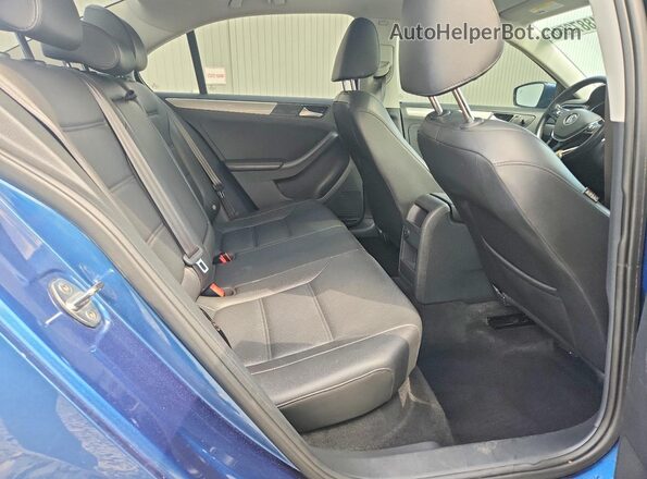 3VWDB7AJ7HM326783 2017 VOLKSWAGEN JETTA Blue 