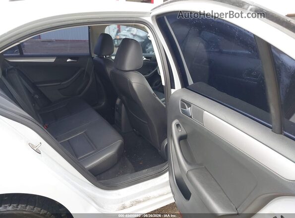 3VWDB7AJ8HM284561 2017 VOLKSWAGEN JETTA Gray VIN կոդի պիտակի տեսք