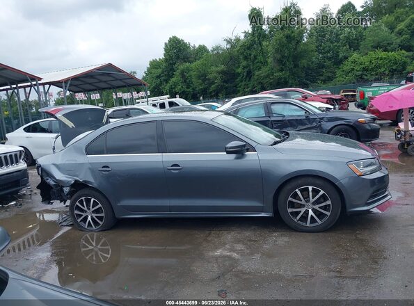 3VWDB7AJ8HM408716 2017 VOLKSWAGEN JETTA Gray Widok wnętrza z tyłu