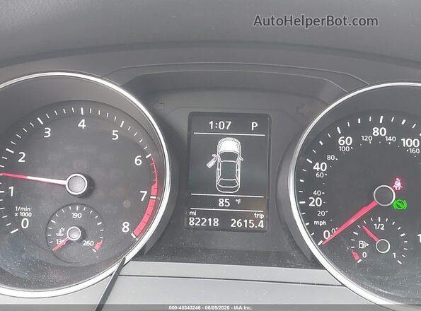 3VWDB7AJ8JM263893 2018 VOLKSWAGEN JETTA Black 
