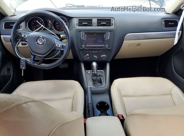 3VWDB7AJ9HM240214 2017 VOLKSWAGEN JETTA Black Вид панелі приладів