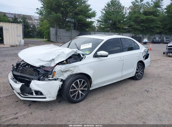 3VWDB7AJ9HM306437 2017 VOLKSWAGEN JETTA Белый Передняя левая четверть