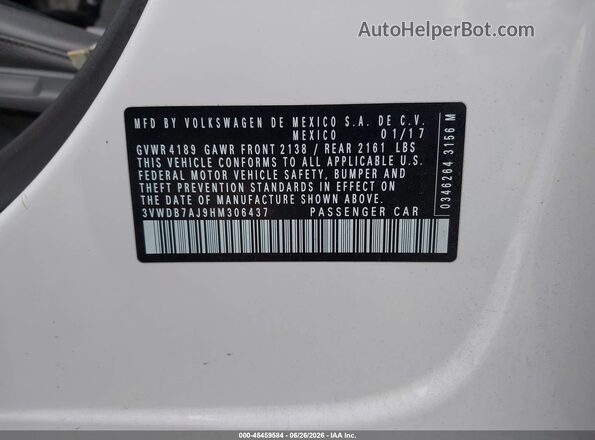 3VWDB7AJ9HM306437 2017 VOLKSWAGEN JETTA Белый Вид подкапотного пространства