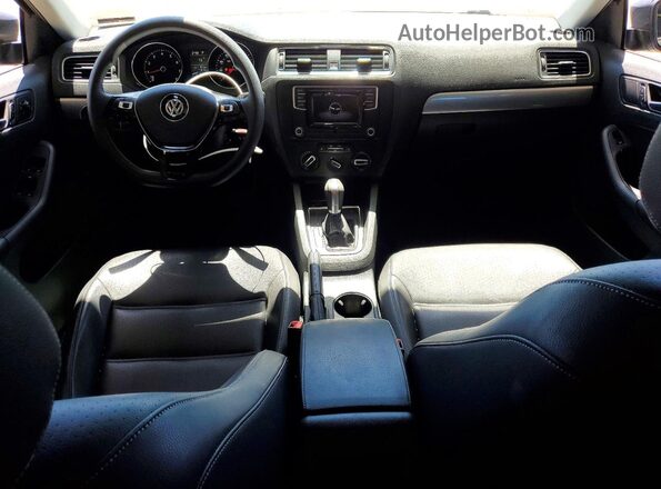 3VWDB7AJ9JM238324 2018 VOLKSWAGEN JETTA Gray წინა პანელის ხედი