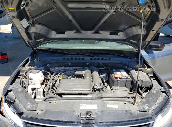 3VWDB7AJ9JM238324 2018 VOLKSWAGEN JETTA Gray უკანა სალონის ხედი