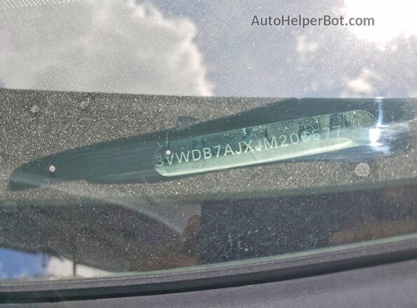 3VWDB7AJXJM206577 2018 VOLKSWAGEN JETTA Серый 
