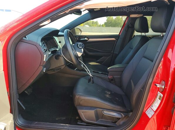 3VWE57BU0MM073756 2021 VOLKSWAGEN JETTA Red Вид салону спереду
