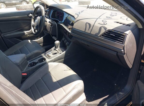 3VWE57BU2MM054013 2021 VOLKSWAGEN JETTA Black Front interior view