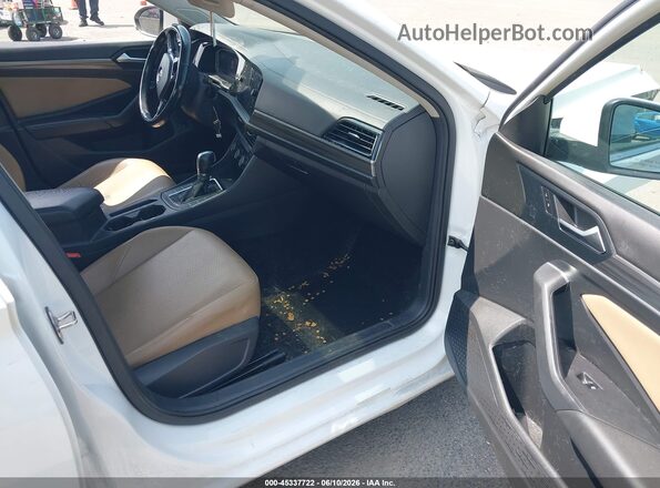 3VWE57BU3KM087468 2019 VOLKSWAGEN JETTA White Вид салону спереду