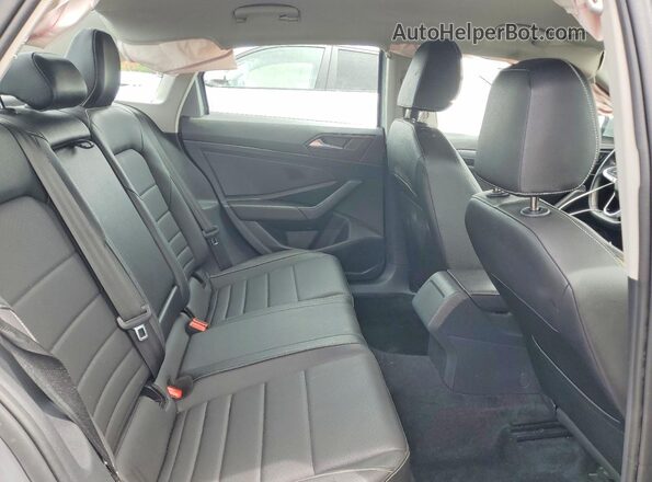 3VWEM7BU0RM015382 2024 VOLKSWAGEN JETTA Silver Հետևի նստատեղերի տեսք