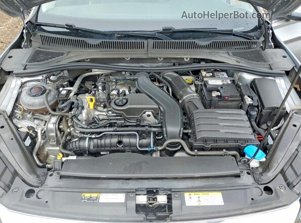 3VWEM7BU0RM015382 2024 VOLKSWAGEN JETTA Silver Սալոնի հետևի տեսք