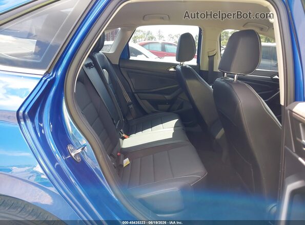 3VWEM7BU2RM027100 2024 VOLKSWAGEN JETTA Blue Widok naklejki z numerem VIN