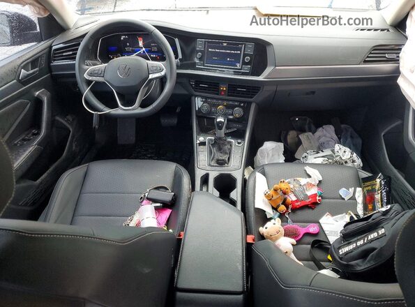 3VWEM7BU7RM033488 2024 VOLKSWAGEN JETTA Black Առջևի վահանակի տեսք