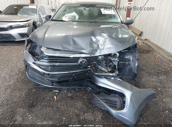 3VWEM7BU7RM049870 2024 VOLKSWAGEN JETTA Gray Вид спереду