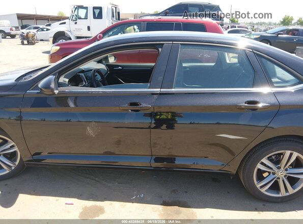 3VWEM7BU8RM050879 2024 VOLKSWAGEN JETTA Черный 