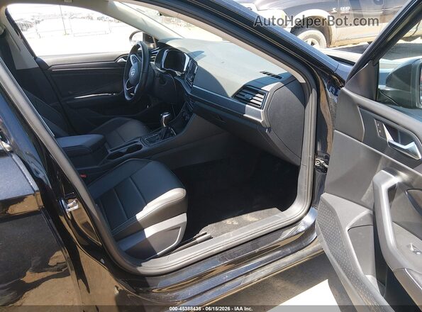 3VWEM7BU8RM050879 2024 VOLKSWAGEN JETTA Черный 