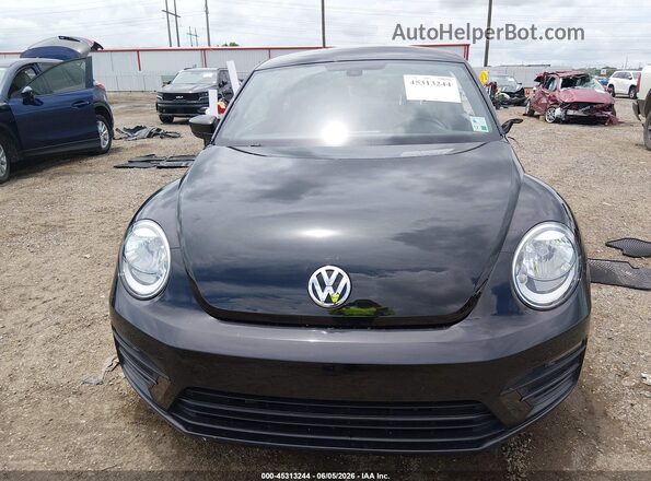 3VWF17AT4HM611647 2017 VOLKSWAGEN BEETLE Black ხელსაწყოთა პანელის ხედი