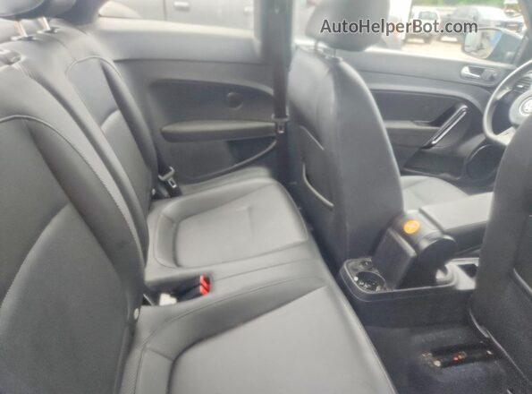 3VWF17AT5HM624603 2017 VOLKSWAGEN BEETLE Gray 