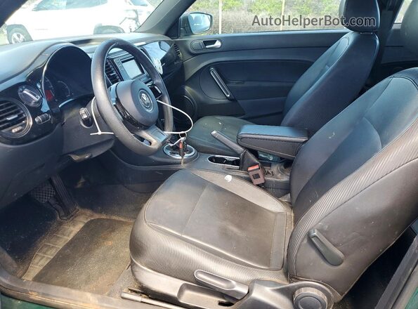 3VWF17AT7HM618625 2017 VOLKSWAGEN BEETLE Green Widok wnętrza z przodu