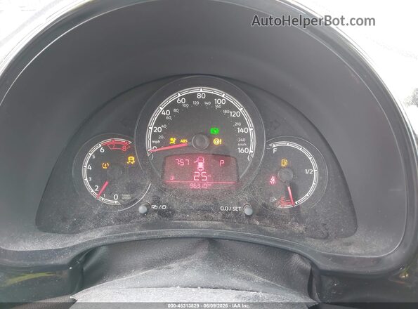 3VWF17AT8HM618665 2017 VOLKSWAGEN BEETLE Серый Вид задних сидений