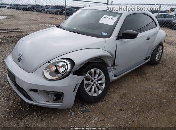 3VWF17ATXHM623236 2017 VOLKSWAGEN BEETLE Silver Przód lewy