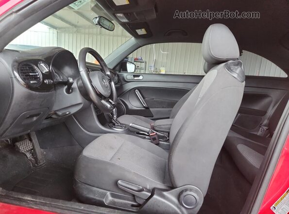 3VWFD7AT2JM721514 2018 VOLKSWAGEN BEETLE Red Vista interior de 360 grados