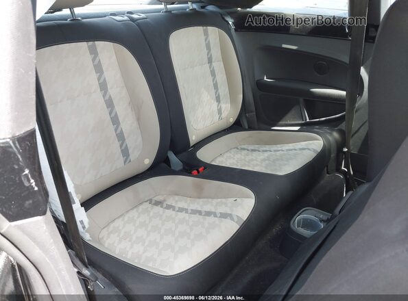 3VWFD7AT5JM705002 2018 VOLKSWAGEN BEETLE Черный Вид наклейки с VIN-кодом