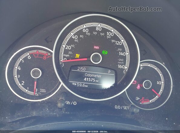 3VWFD7AT5JM705002 2018 VOLKSWAGEN BEETLE Черный 