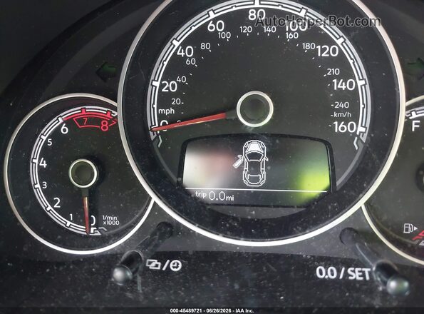 3VWFD7AT5JM706246 2018 VOLKSWAGEN BEETLE White 