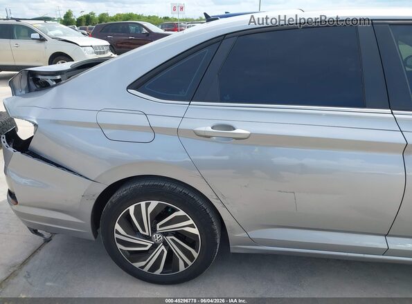 3VWG57BU9MM079659 2021 VOLKSWAGEN JETTA Серебряный 