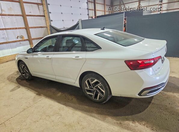 3VWGM7BU3RM062785 2024 VOLKSWAGEN JETTA White 