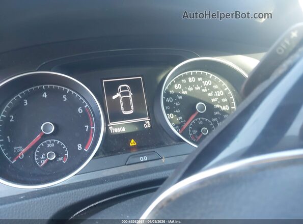 3VWH17AU8HM506465 2017 VOLKSWAGEN GOLF Black Հետևի նստատեղերի տեսք