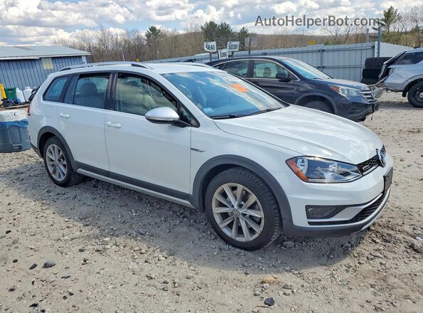3VWH17AU8HM533438 2017 VOLKSWAGEN GOLF White Առջևի աջ