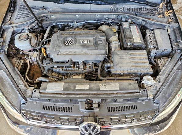 3VWH17AU9JM756237 2018 VOLKSWAGEN GOLF Черный Вид задней части салона