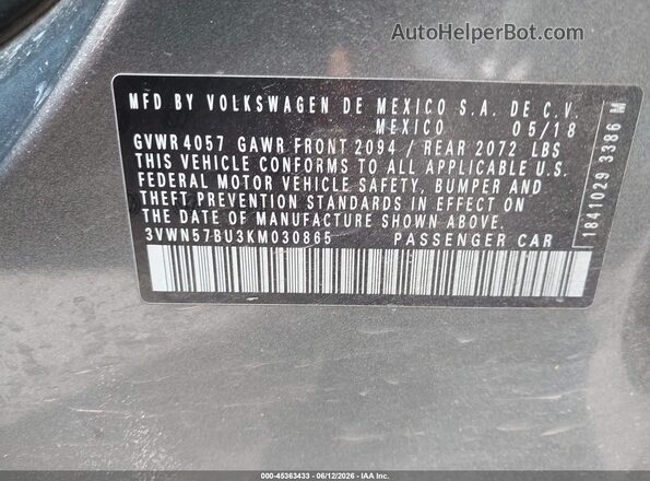 3VWN57BU3KM030865 2019 VOLKSWAGEN JETTA Gray Vista del compartimento del motor