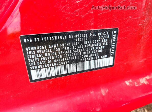3VWN57BUXKM226852 2019 VOLKSWAGEN JETTA Red ძრავის განყოფილების ხედი