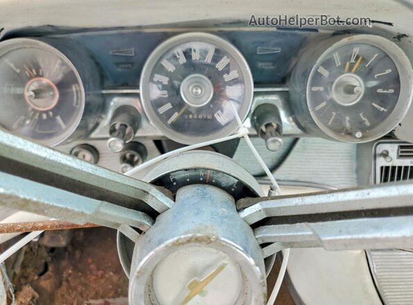 3Y83Z122522 1963 FORD THUNDERBIRD Синий Вид щитка приборов