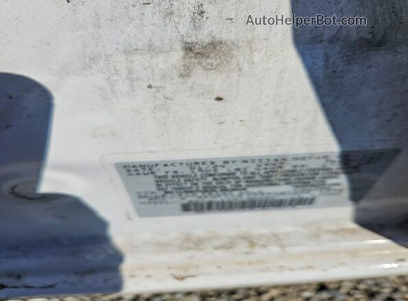 3N1CN8DV6RL863049 2024 NISSAN VERSA Белый Вид наклейки с VIN-кодом
