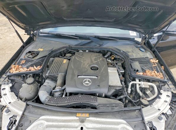 WDDWJ4JB2HF360545 2017 MERCEDES-BENZ C Black Widok komory silnika