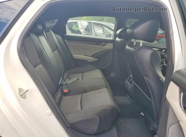 1HGCV1F35JA085470 2018 HONDA ACCORD White 