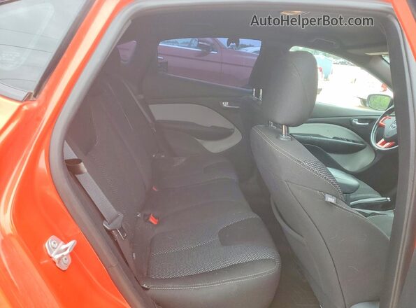 1C3CDFFA9GD816166 2016 DODGE DART Оранжевый Вид задней части салона