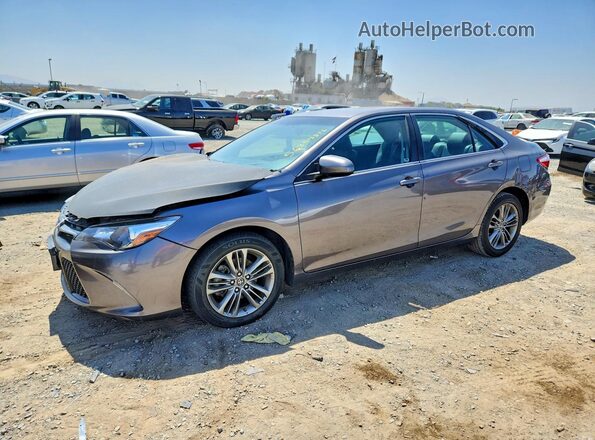 4T1BF1FK0HU421898 2017 TOYOTA CAMRY Silver 