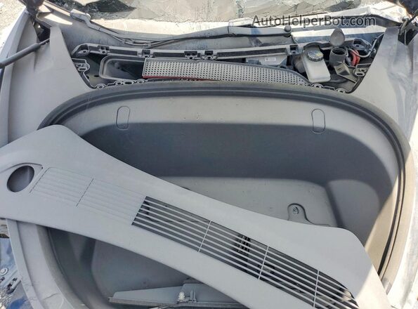 5YJ3E1EA2KF431739 2019 TESLA MODEL 3 Blue Widok komory silnika
