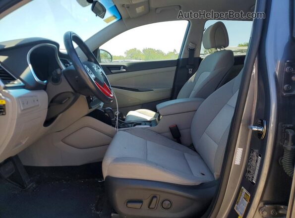 KM8J3CA24HU390226 2017 HYUNDAI TUCSON Gray 