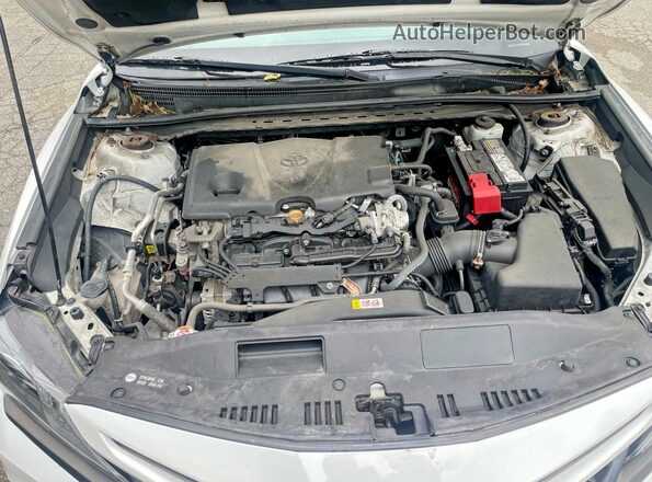 4T1G11AK6MU558849 2021 TOYOTA CAMRY White Vista interior delantera