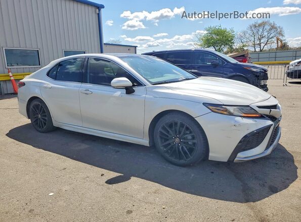 4T1K61AK5MU527331 2021 TOYOTA CAMRY White 